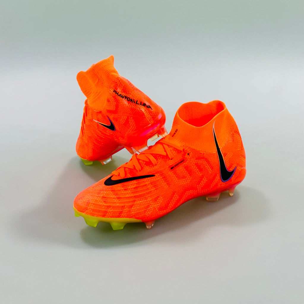 Nike Phantom Luna Elite Seviye