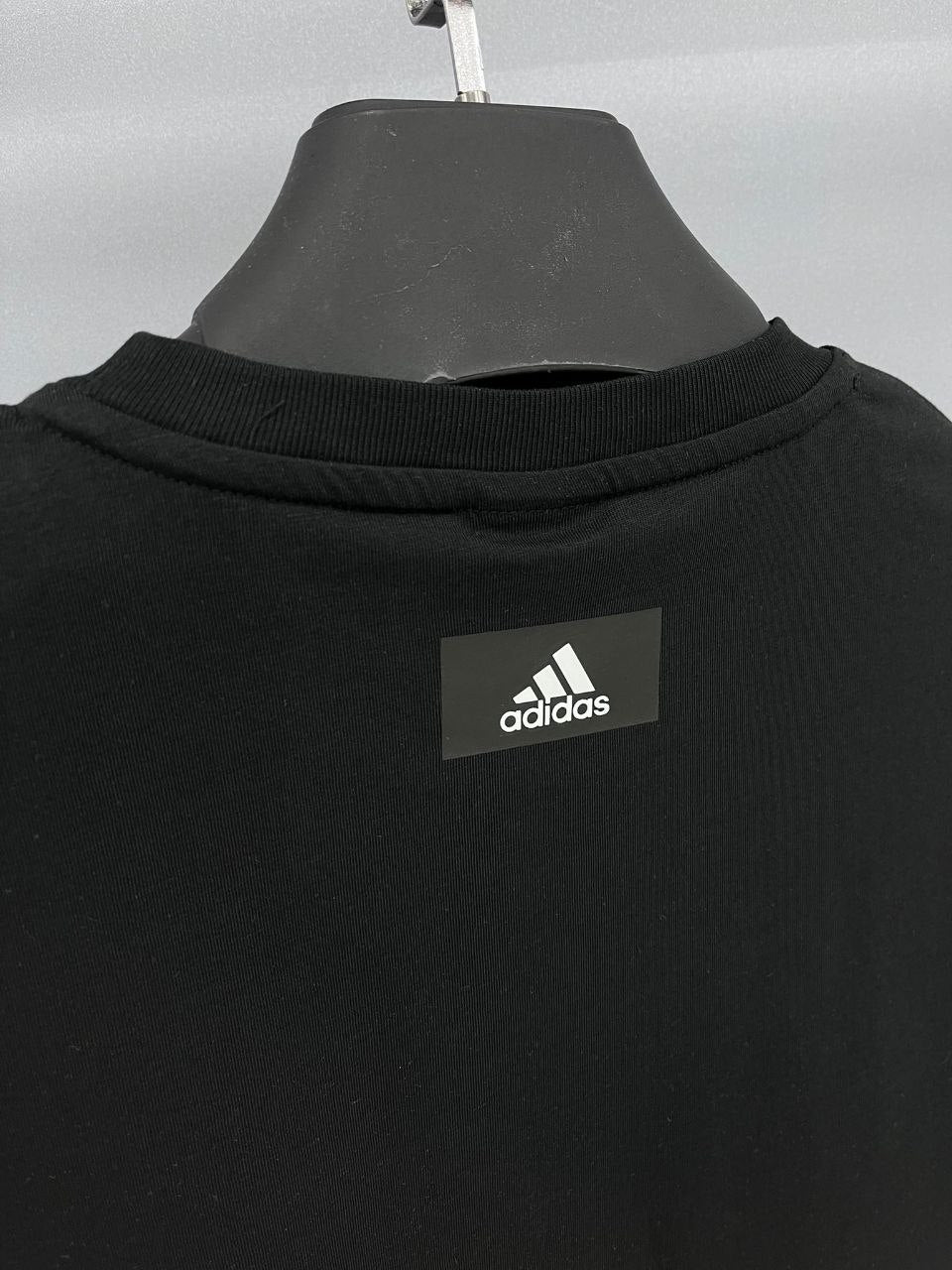 Adidas Tişört