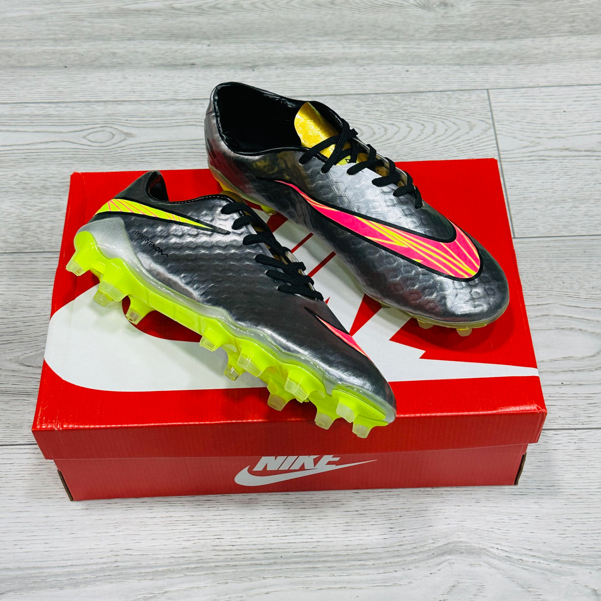 Nike Hypervenom Elite Seviye