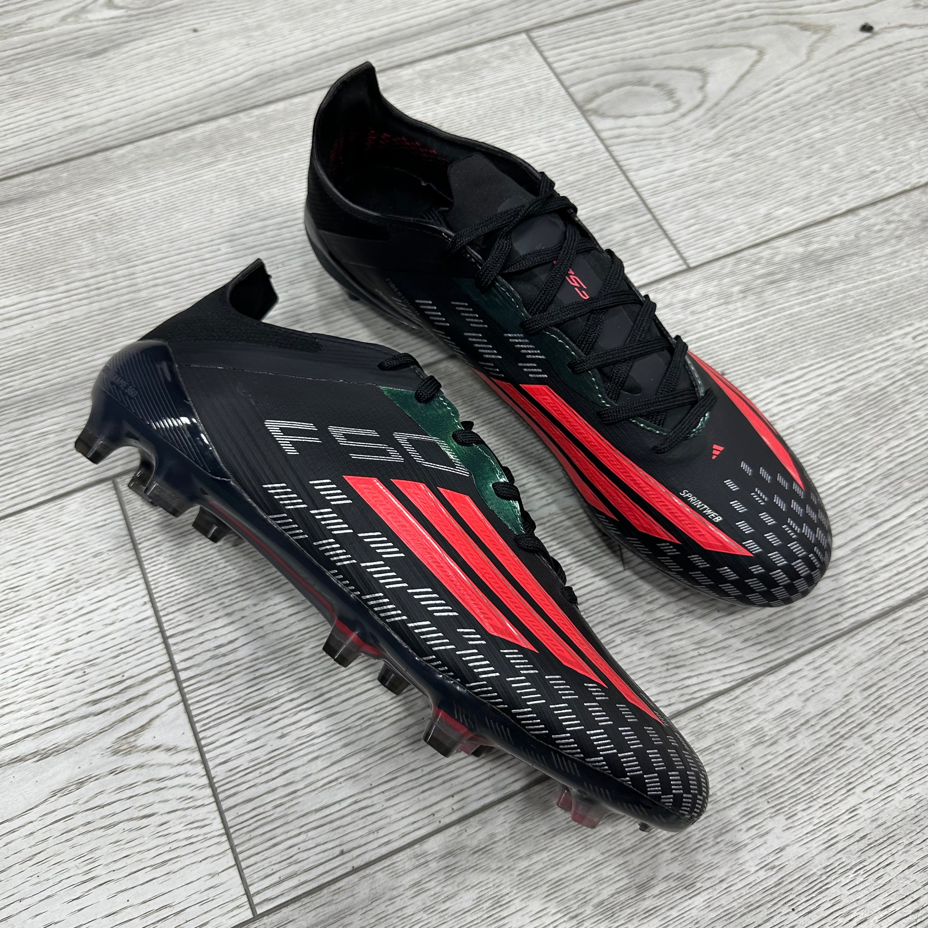 Adidas F50 Efsane Seri Elite Seviye