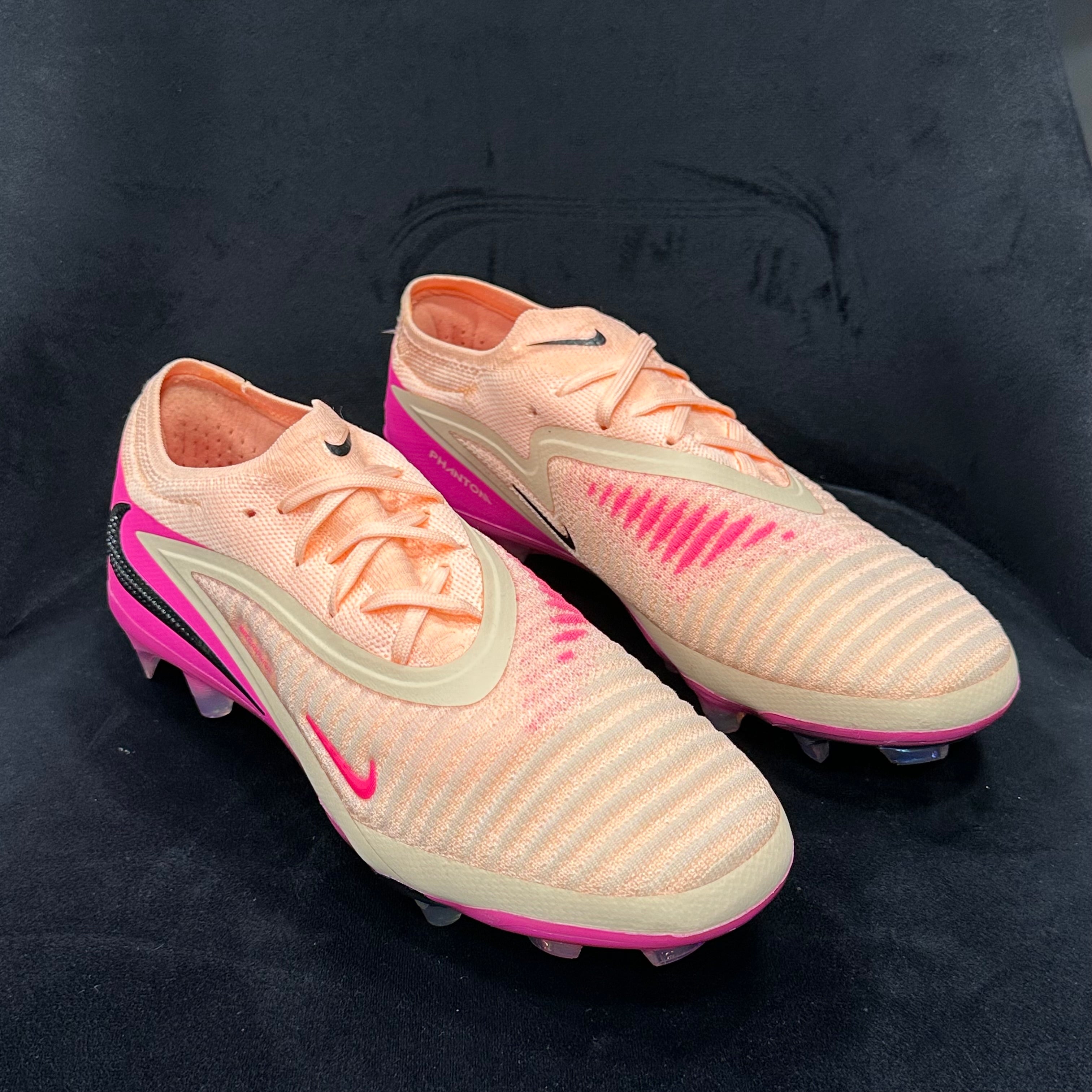 Nike Phantom Elite Seviye