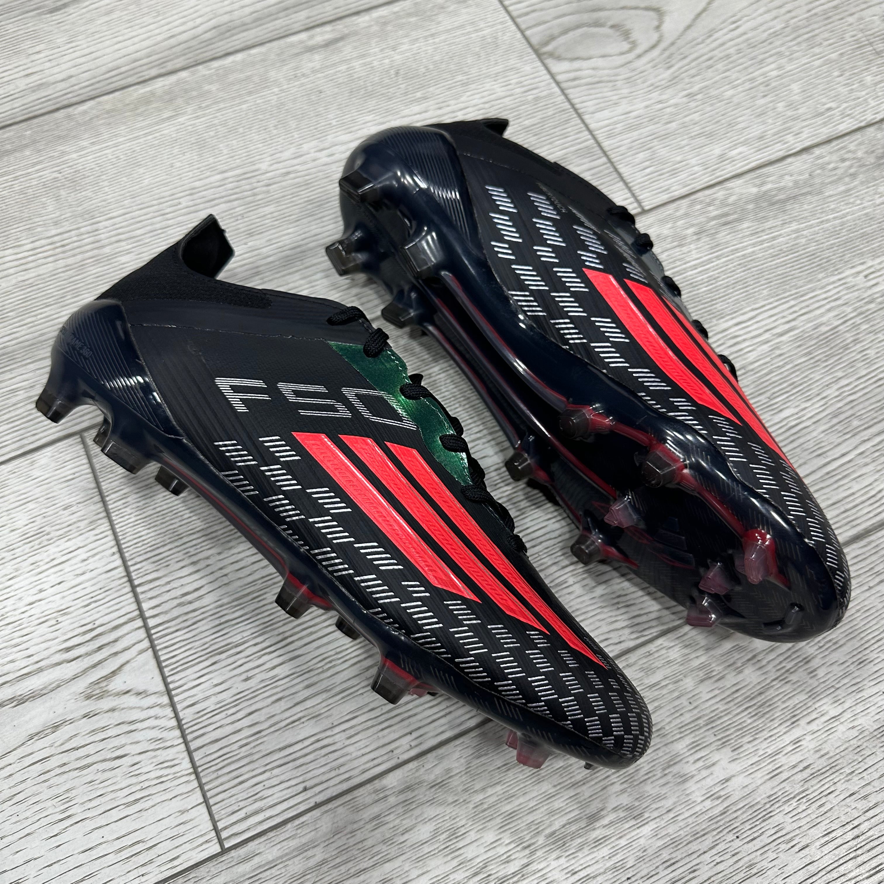 Adidas F50 Efsane Seri Elite Seviye