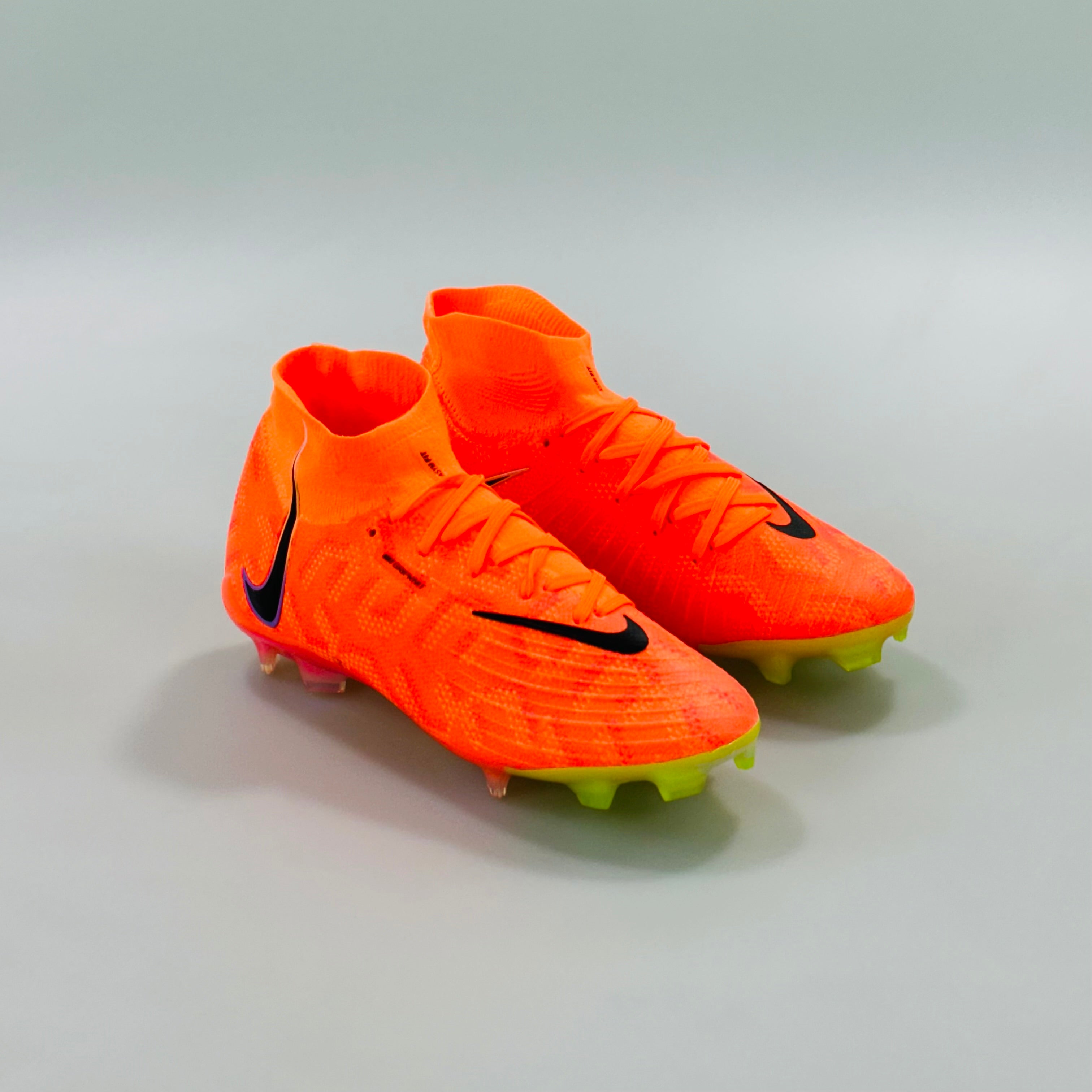 Nike Phantom Luna Elite Seviye