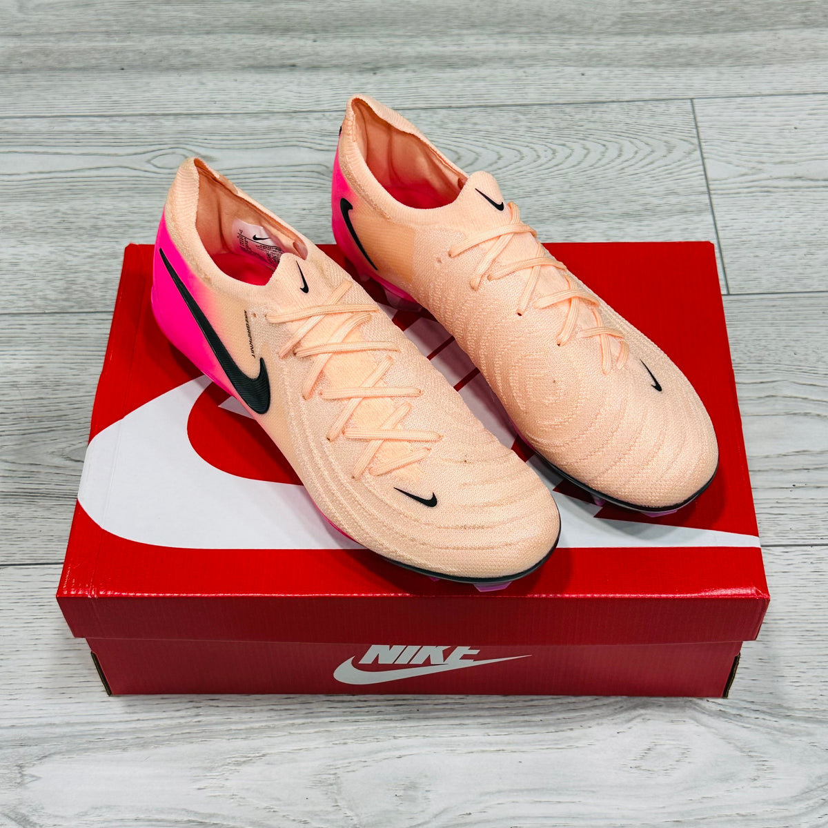 Nike Phantom Elite Seviye