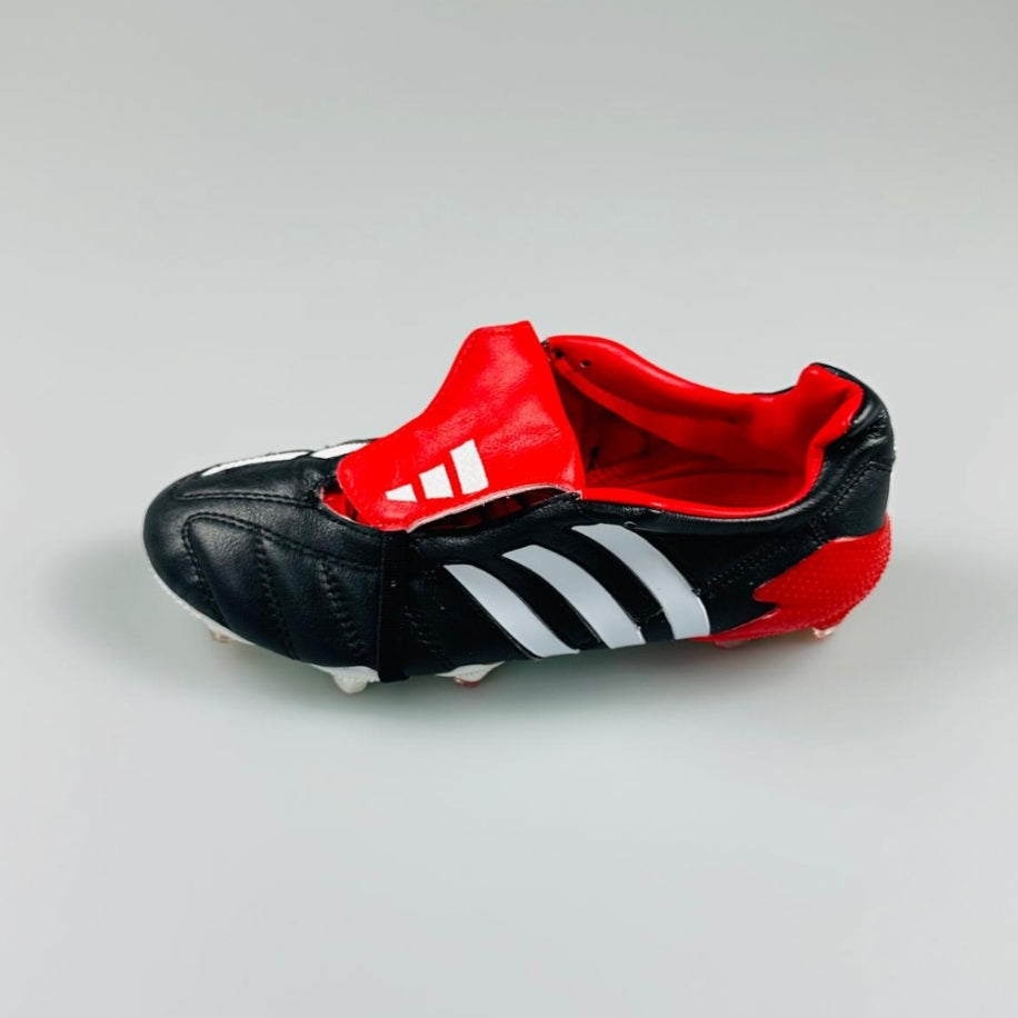 Adidas Predator Efsane Seri